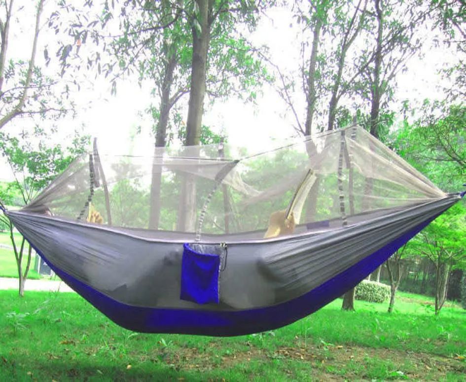 Hammock sa zaštitnom mrežicom